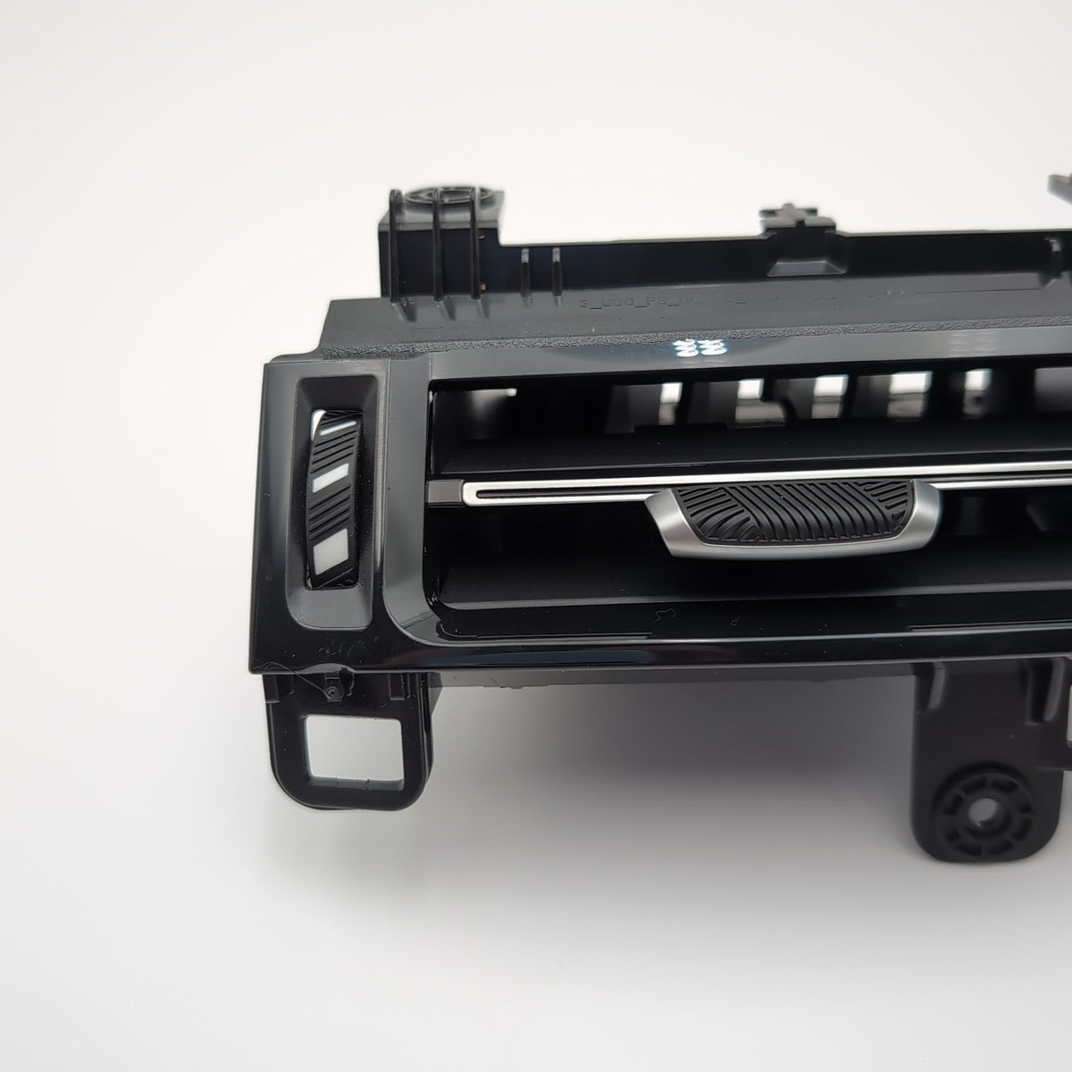 2023 2024 2025 BMW X1 X2 Driver Left Dash AC Heater Air Vent 9483382