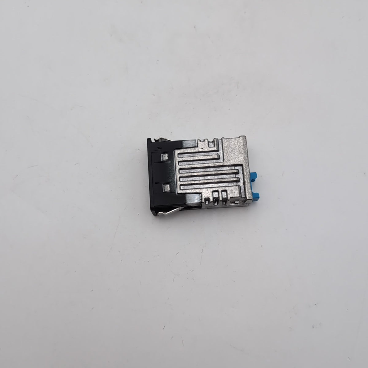 2019 - 2023 BMW F46 G80 G82 G11 G12 X1 X3 X4 Dual USB Port Bush Socket 8711938