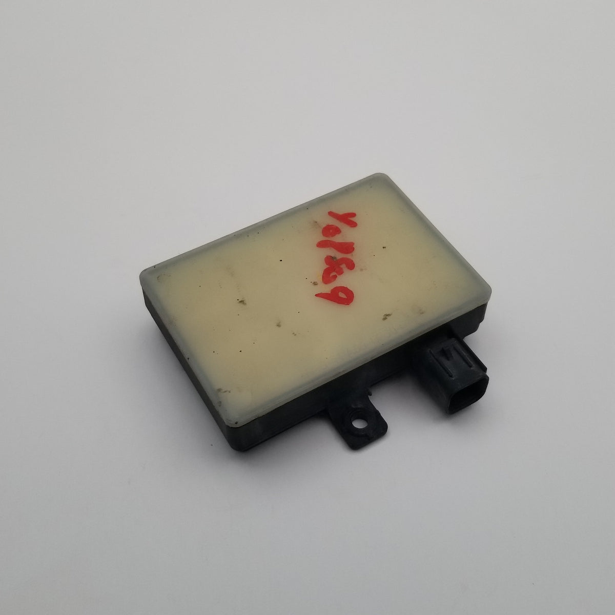 2015 2016 2017 Hyundai Sonata Rear Blind Spot Radar Sensor Module C195850001