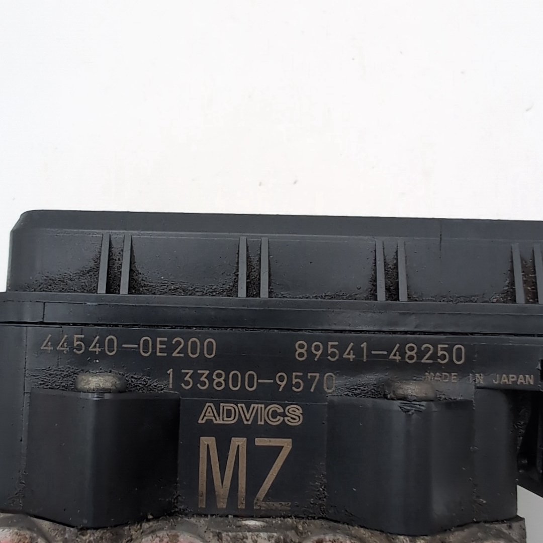 2011 Toyota Highlander 3.5L ABS Anti Lock Brake Pump 44540-0E200