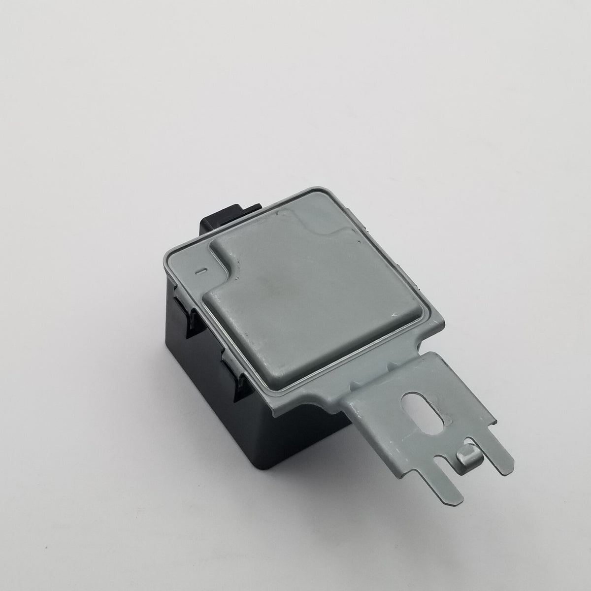 2016- 2020 MAZDA CX-5 KEYLESS ENTRY RECEIVER CONTROL MODULE UNIT OEM KD33675D4