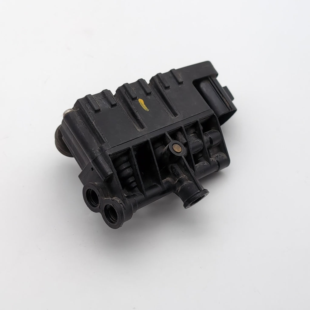 2005- 2016 Range Rover LR4 Sport HSE L320 Rear Air Suspension Transfer Valve
