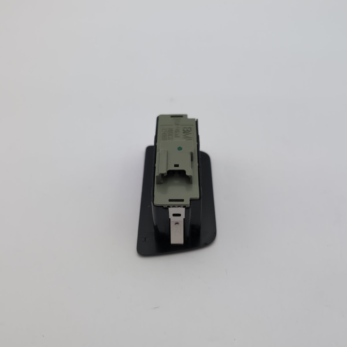 2021 - 2026 BMW 540i 530i i5 G60 M5 X1 X2 X3 Trunk Lid Tailgate Switch Button