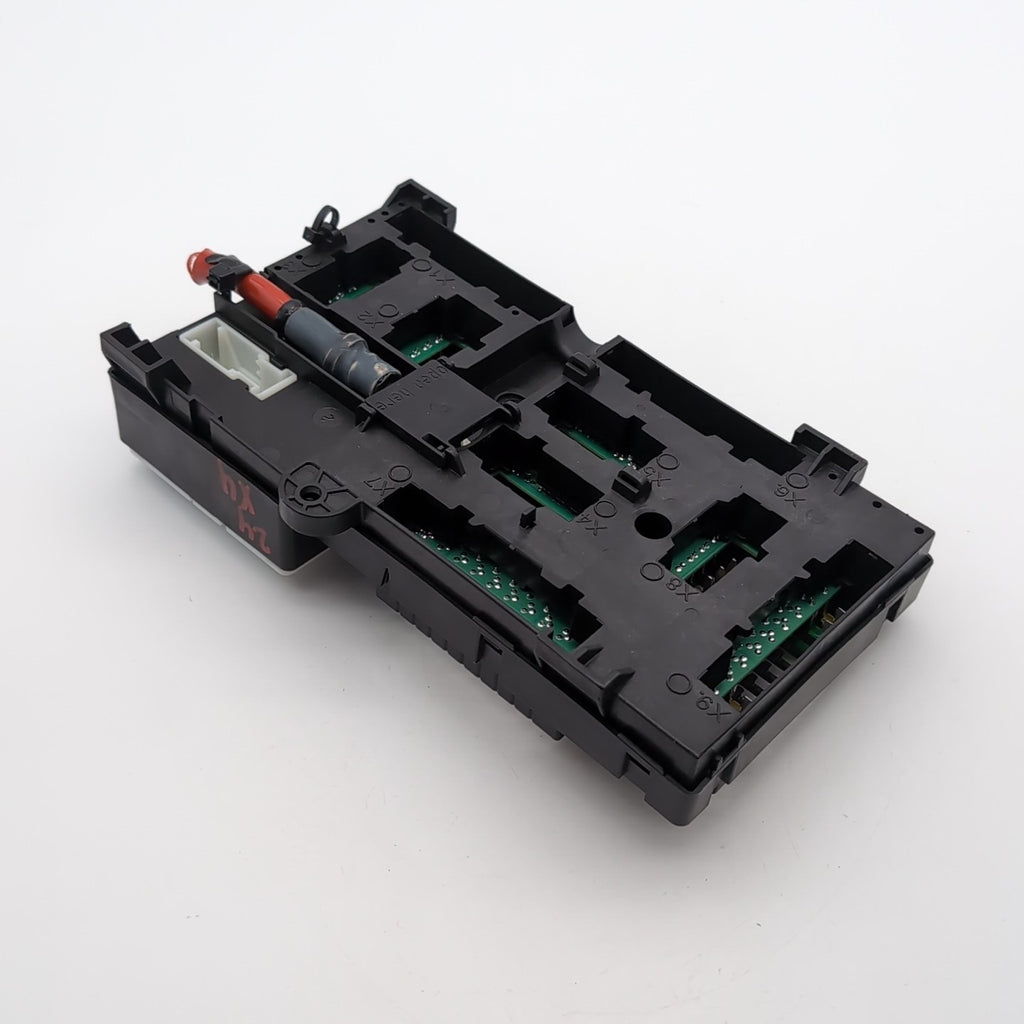 2022 2023 2024 2025 BMW X3 X4 G02 Power Distribution Fuse Box Module 5A04501