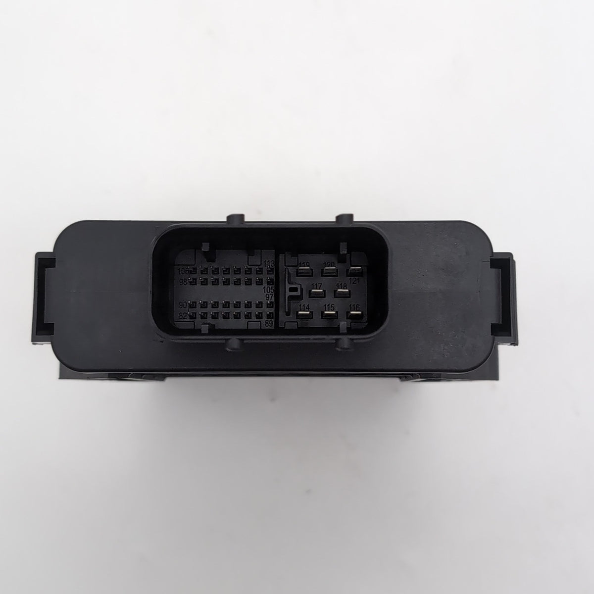 2017- 2023 MERCEDES C63 AMG W205 SEDAN OEM DIFFERENTIAL LOCK CONTROL MODULE