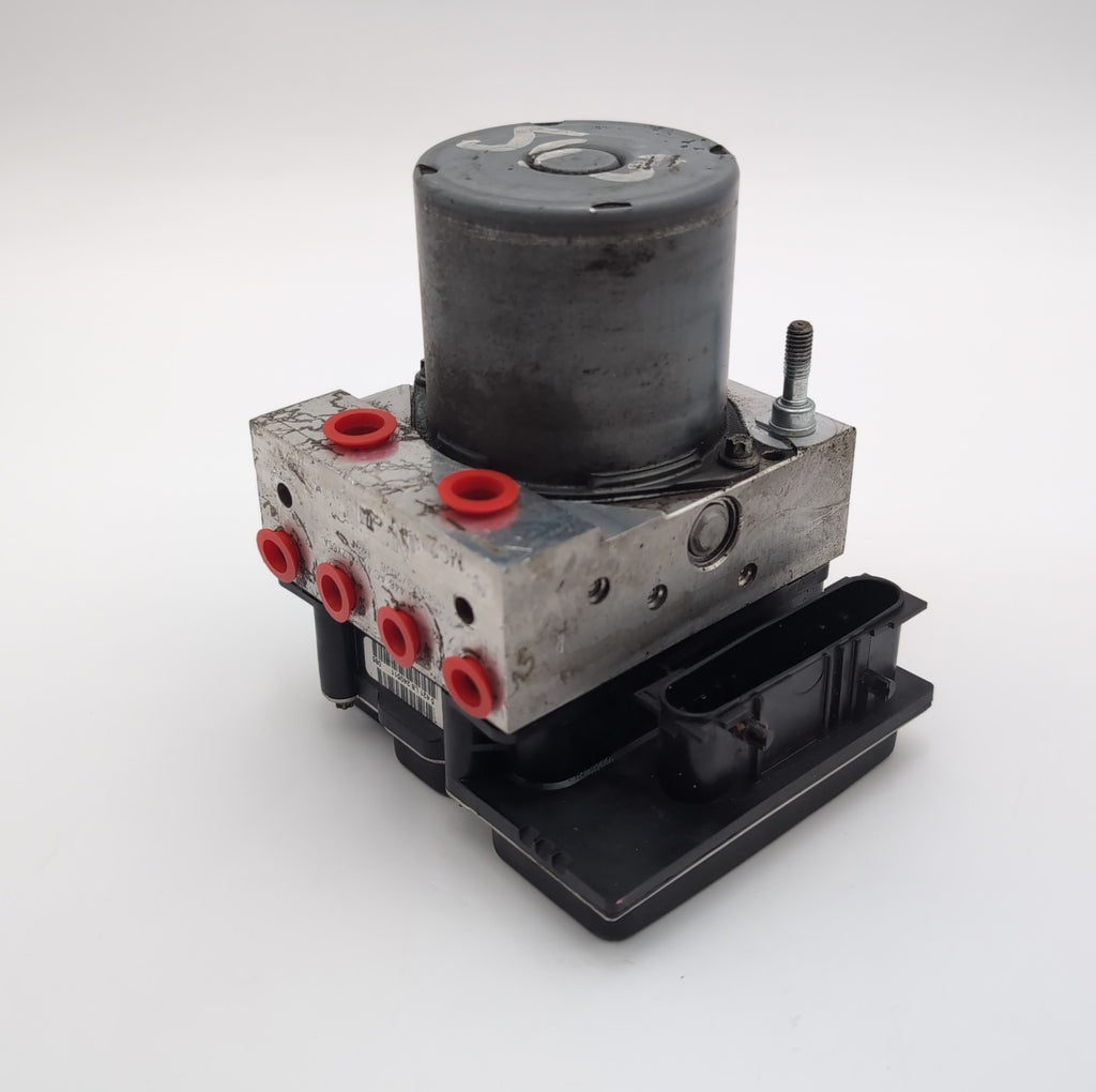 2011 2012 Nissan Altima 2.5L ABS Anti Lock Brake Pump Control Unit 47660ZX65A