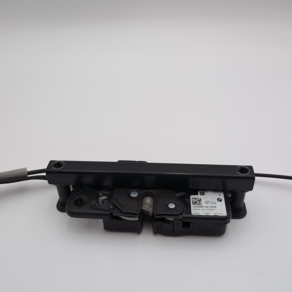 2023 - 2025 BMW i4 G26 Rear Trunk Lid Liftgate Latch Actuator Assembly 9851910