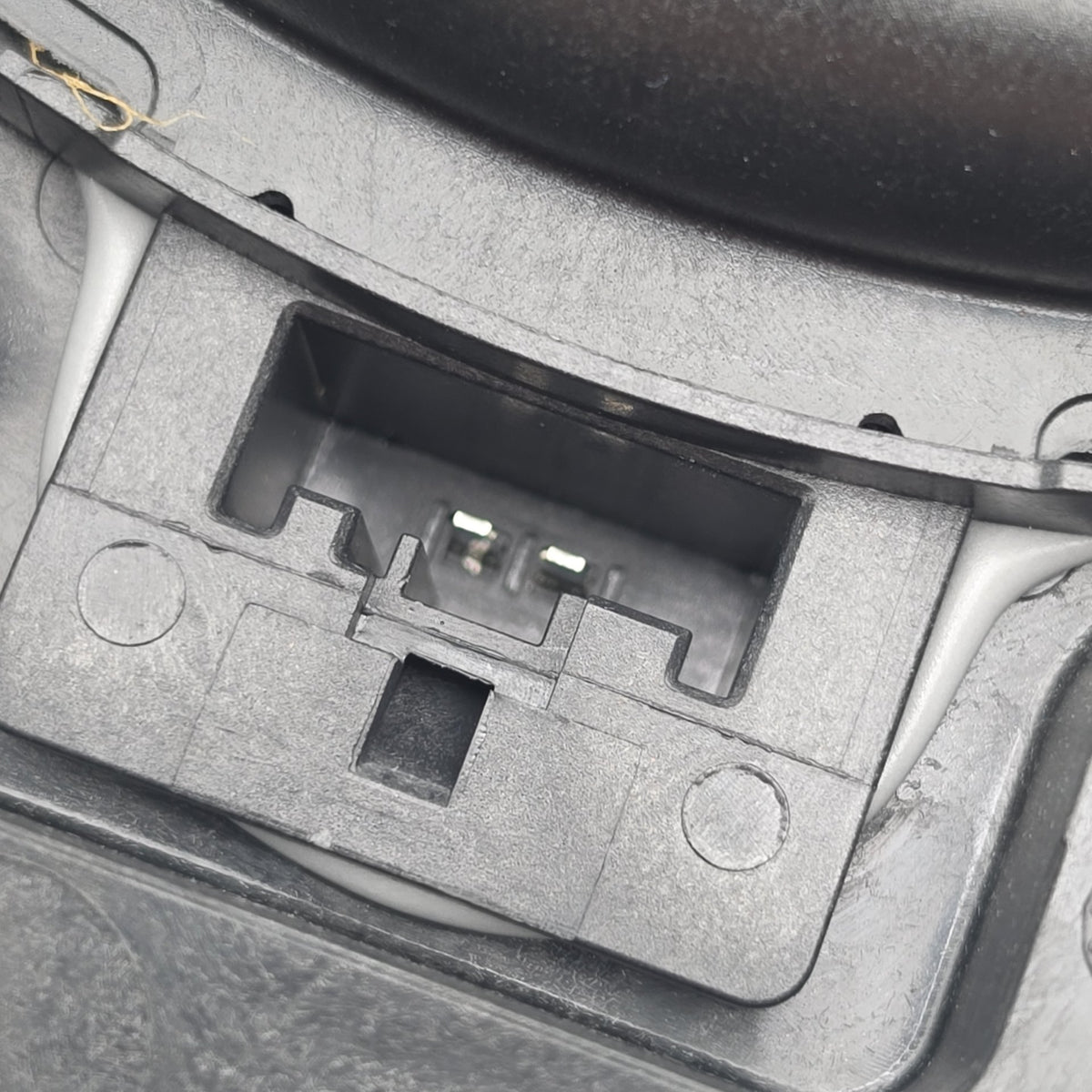 2023 - 2025 BMW X1 X2 U06 U10 U11 Central Bass Left Subwoofer Speaker 9858623