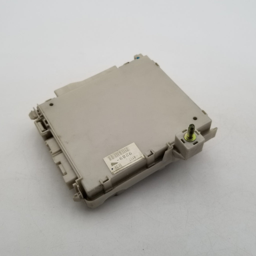 2006- 2011 LEXUS FUSE RELAY JUNCTION BOX GS430 GS350 GS300 OEM