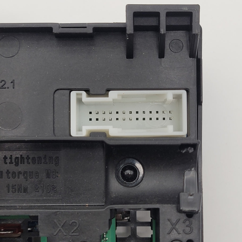 2024 BMW 330i 230I G42 G20 REAR POWER DISTRIBUTION FUSE Box 6114 5A4CFB0 - 02