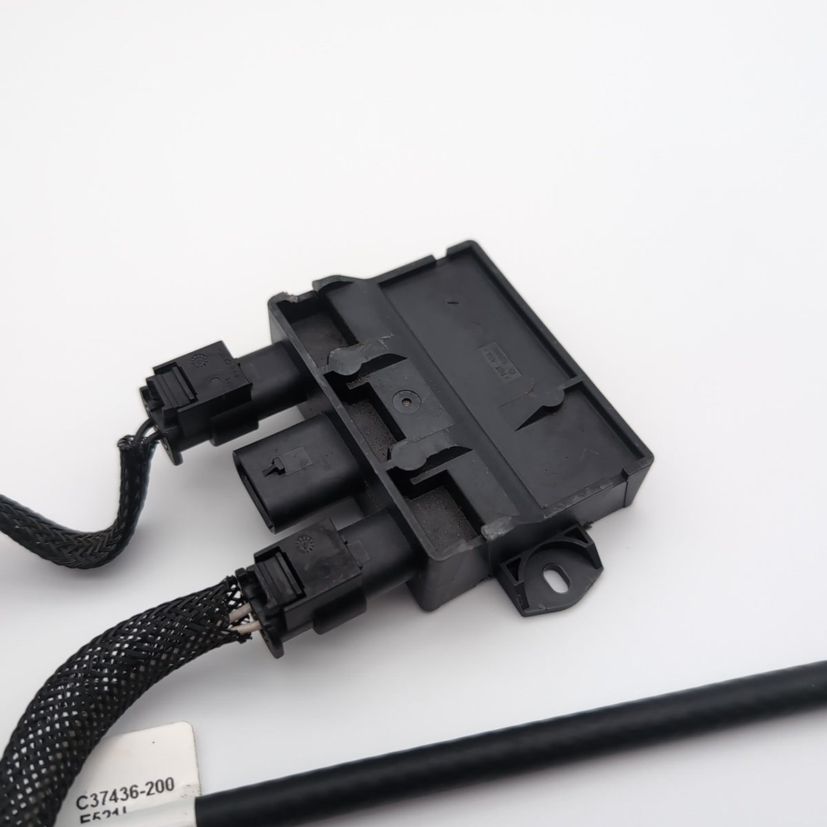 2016 - 2025 VOLVO XC90 REAR BUMPER KICK MOTION SENSOR CONTROL MODULE 31652261
