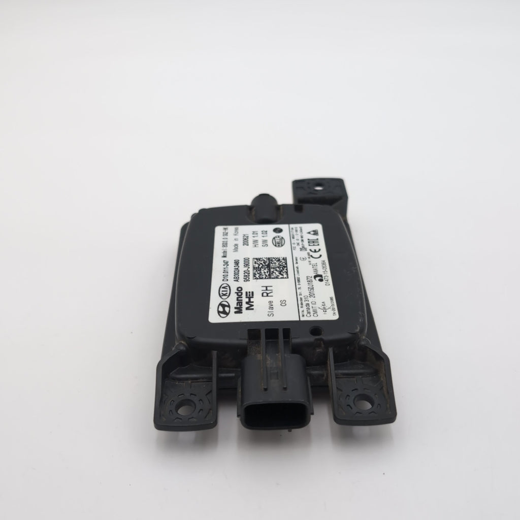 2019 2020 2021 Hyundai Kona SLAVE RH Right Blind Spot Radar Sensor 95820-J9000