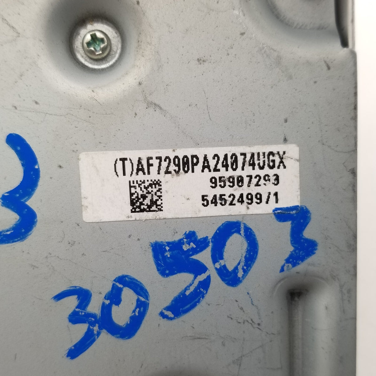 2014 2015 Buick Encore AC DC Power Inverter Control Module OEM 95907290