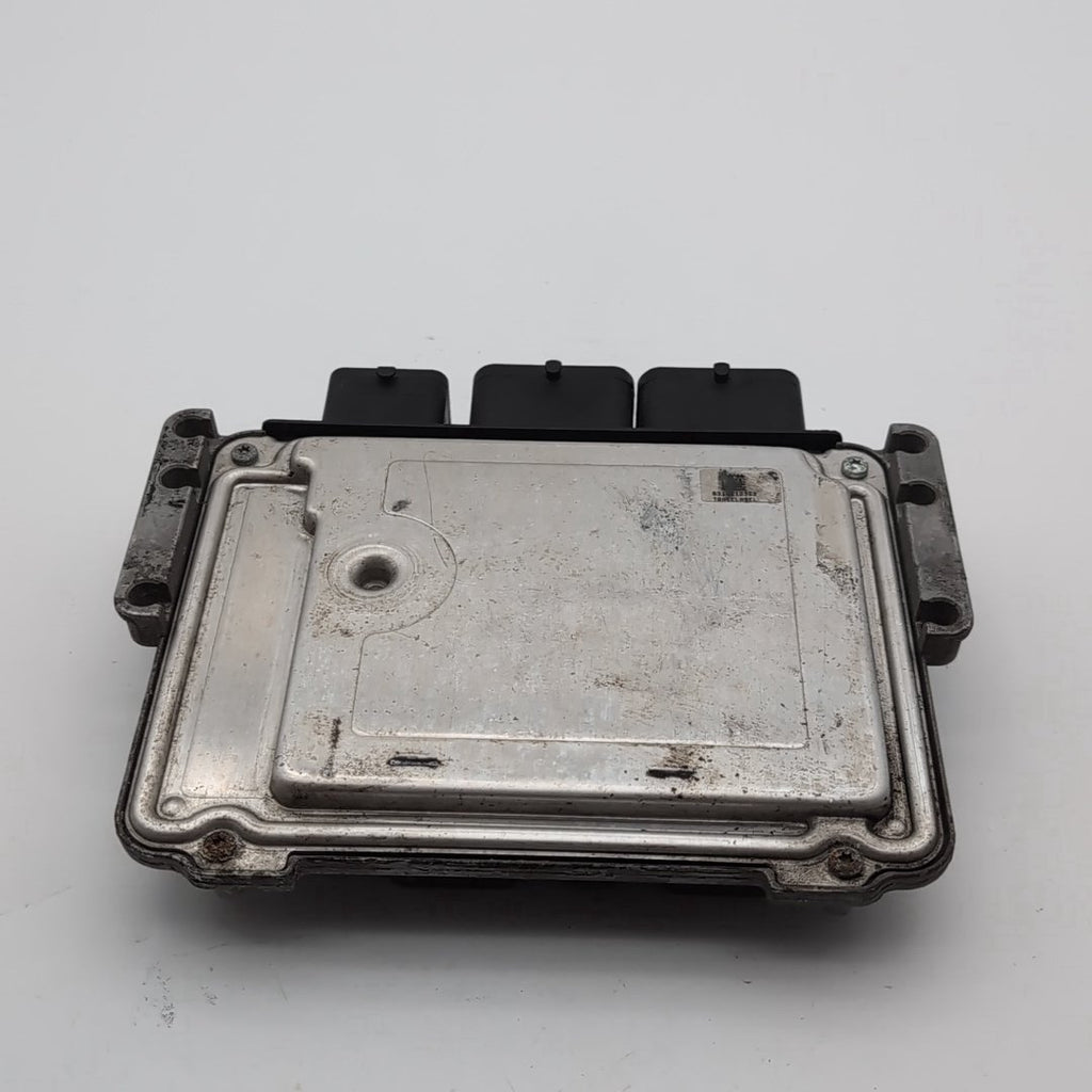 2009 - 2012 Mini Cooper 1.6L Engine Computer Control Module DME ECU 7590857