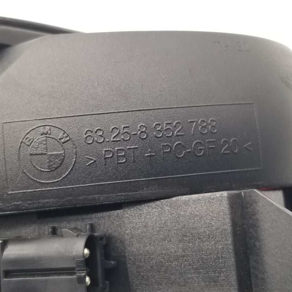 1999 2000 2001 BMW 7 SERIES THIRD BRAKE LIGHT 8352788 OEM