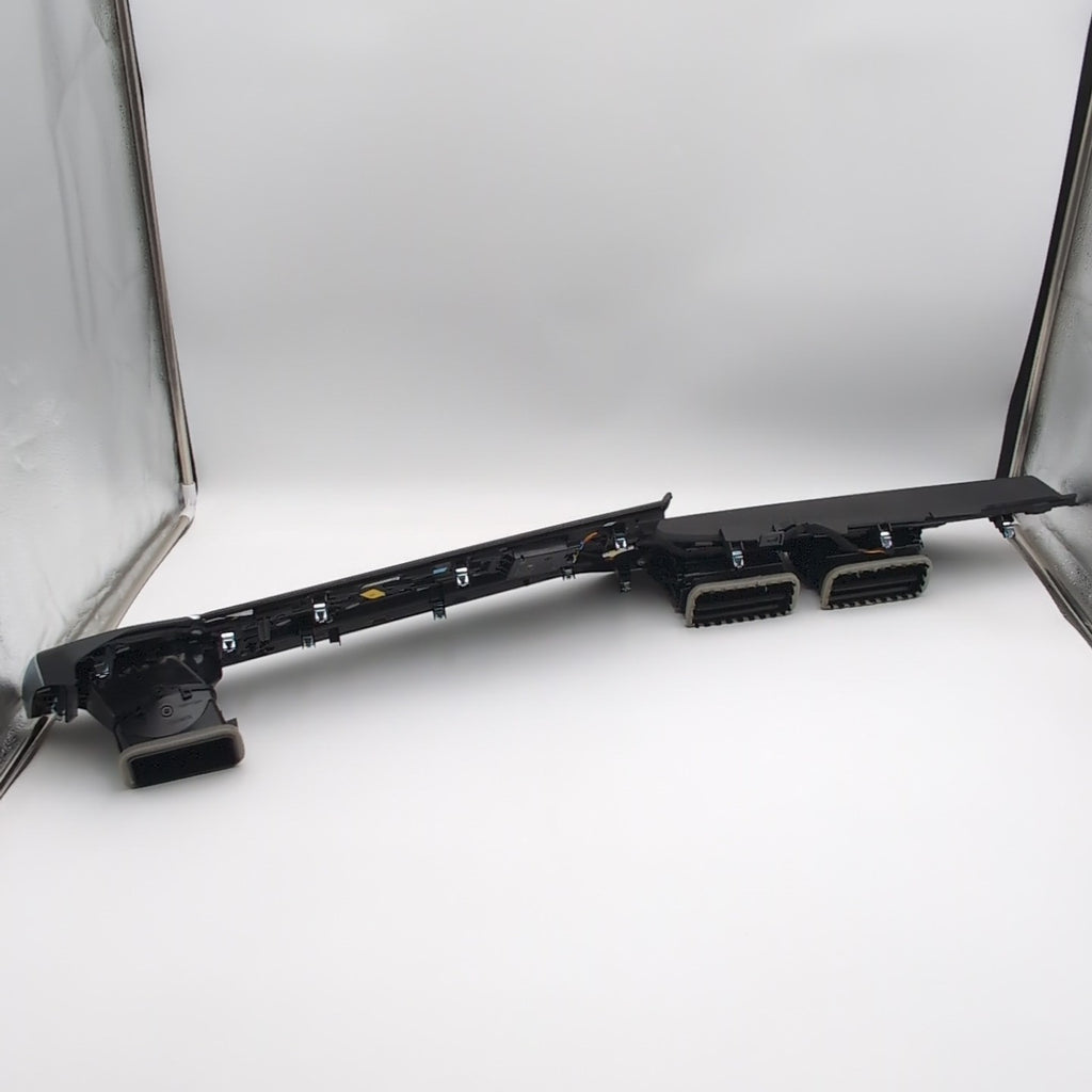2024 2025 BMW X7 G07 DASH RIGHT SIDE UPPER COVER TRIM PANEL & AIR VENT GRILLE