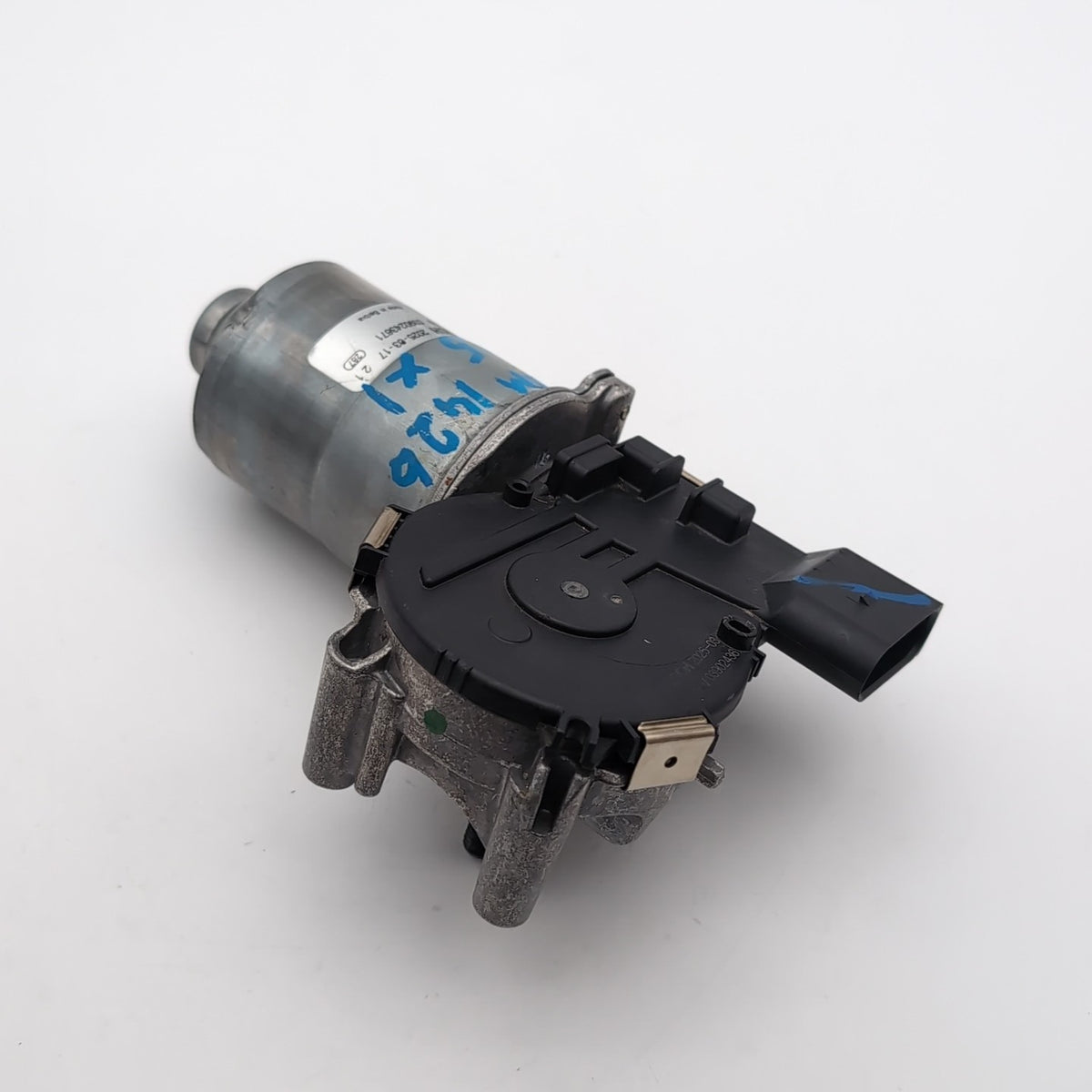 2021- 2025 BMW X1 X2 X3 M35 Front Windshield Wiper Motor OEM 0390243671