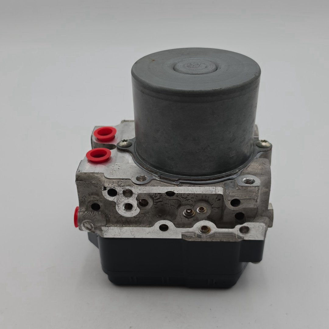 2016 2017 Infiniti Q50 3.0L ABS Anti Lock Brake Pump Control Unit 476604GH1A