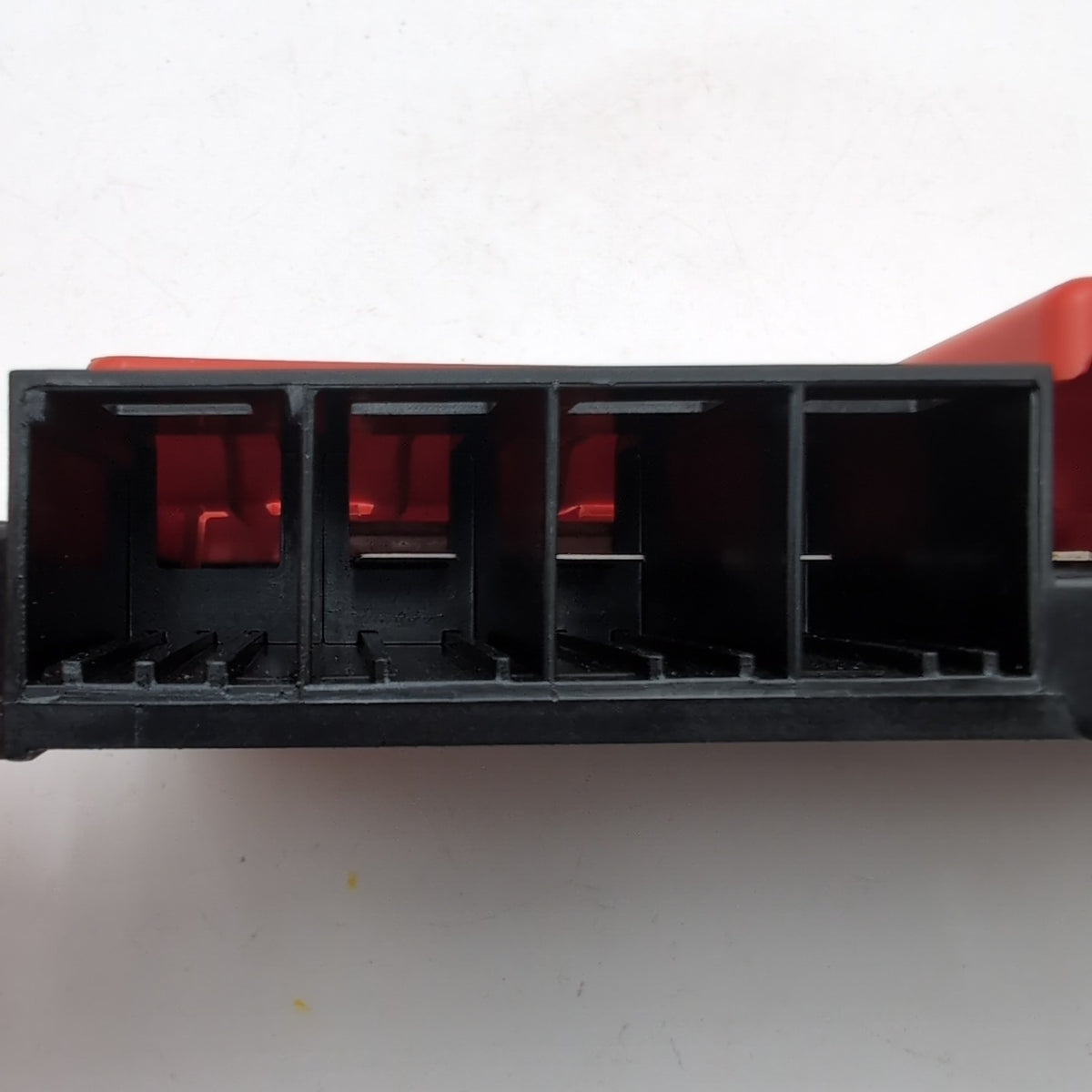 2021 - 2026 BMW X7 X5 Rear B+ Junction Point Terminal Fuse Box 8717954