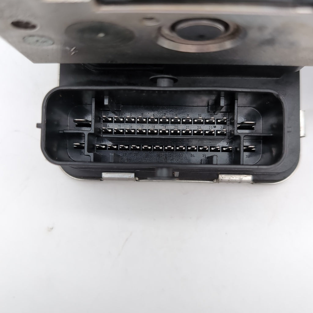 2020 2021 2022 Nissan Sentra ABS Anti Lock Brake Pump Control Unit 476606LF0A