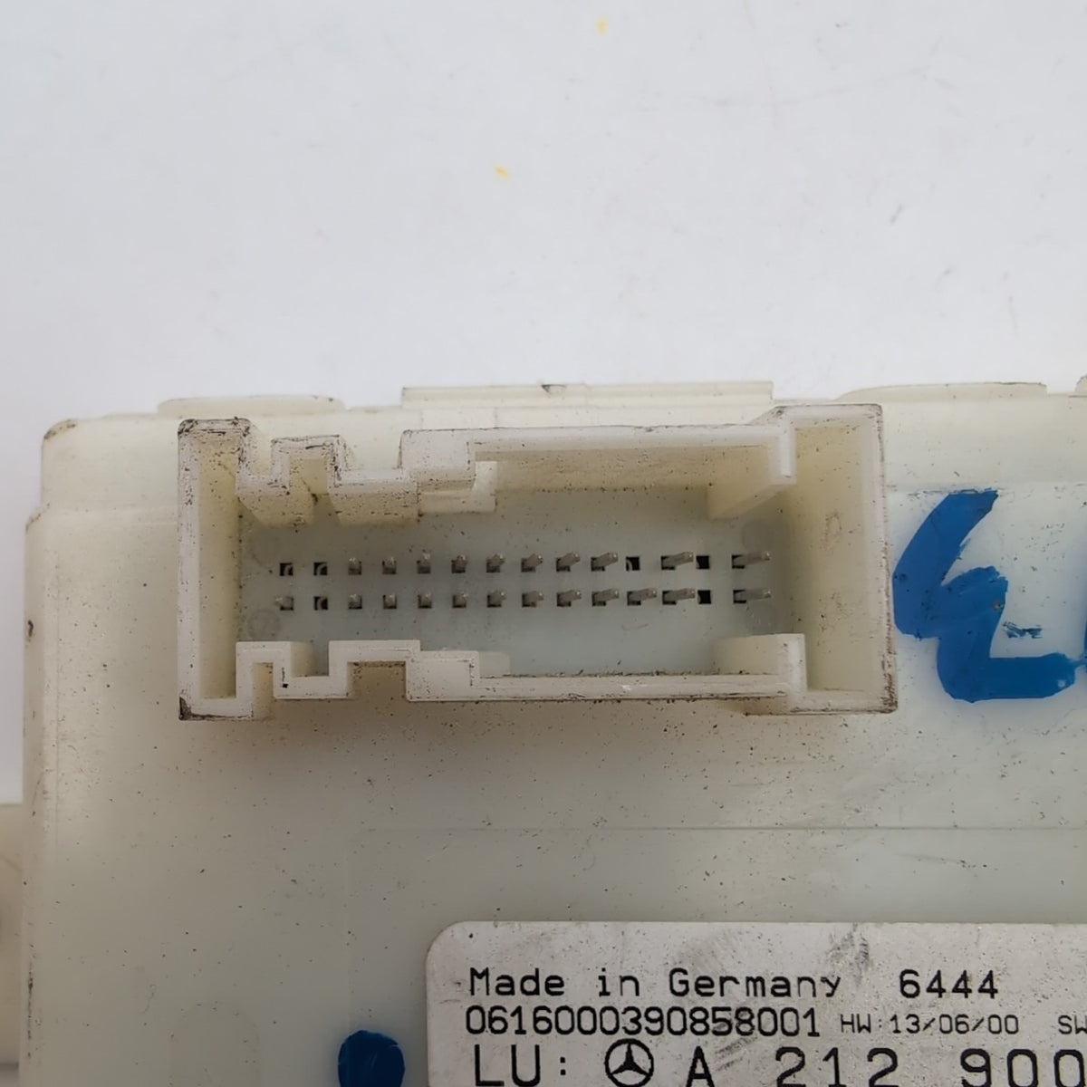 2013- 2020 Mercedes W212 E550 CLA250 SL550 Keyless Go Entry Control Module