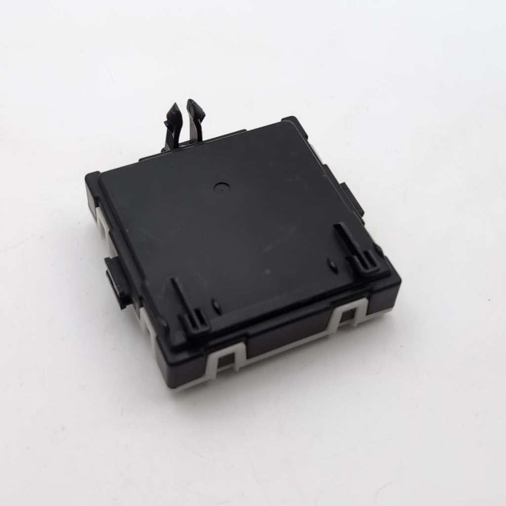 2020- 24 MERCEDES A CLA GLA GLB FRONT LEFT DRIVER DOOR CONTROL UNIT A1779005105