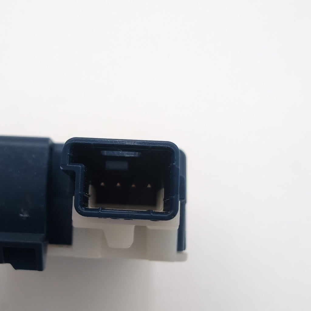 2025 2026 BMW X3 G45 LIN Hub 2 LED Interior Light Control Module 5B610A1