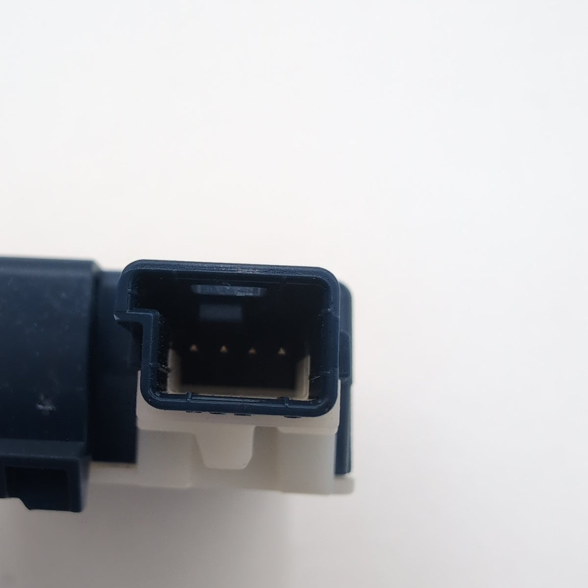 2025 2026 BMW X3 G45 LIN Hub 2 LED Interior Light Control Module 5B610A1