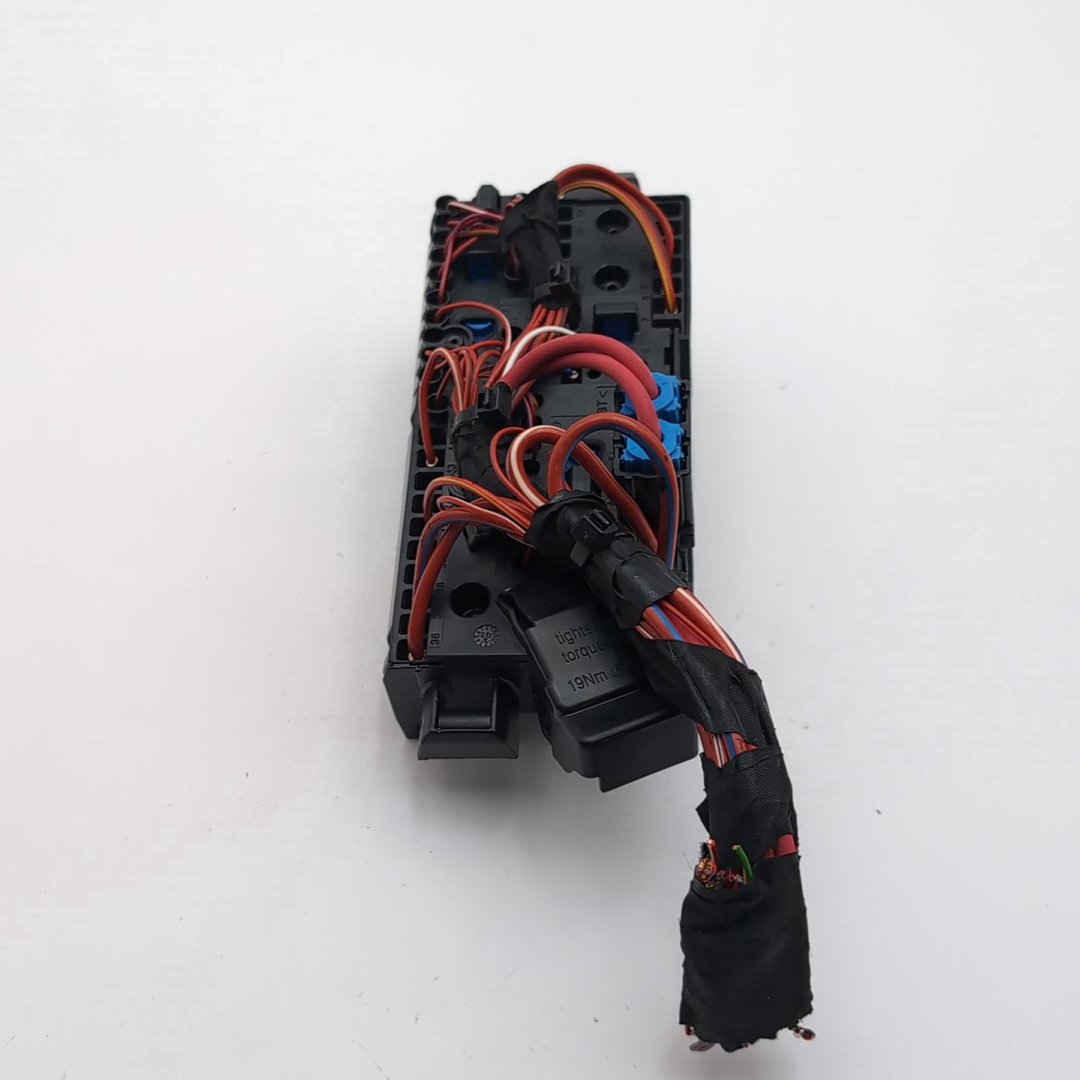 2023 - 2026 BMW 540i G60 G45 G70 G90 Power Distribution Fuse Box 5A039C3