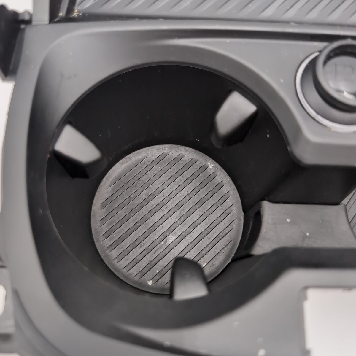 2025 2026 BMW 228i F74 Front Cup Holder Wireless Phone Charging Pad Tray 5A36552