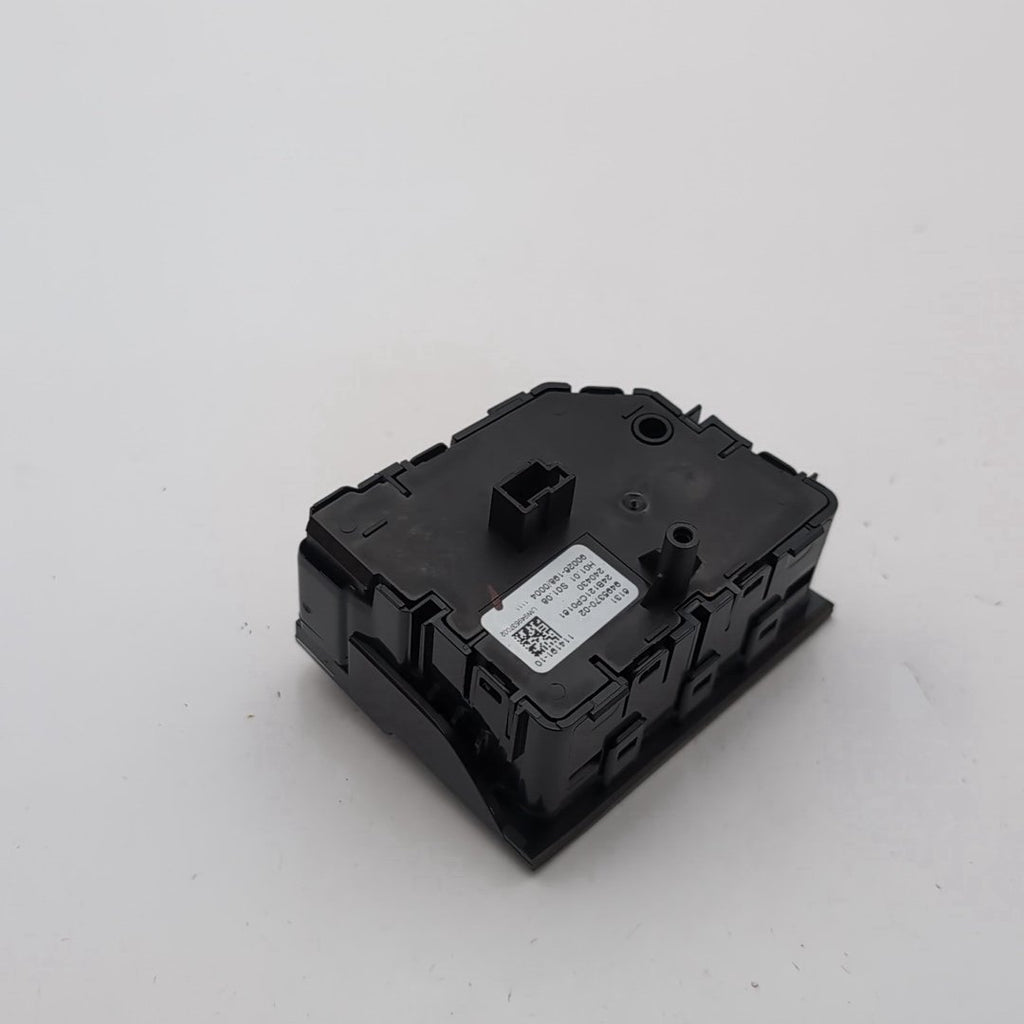 2023 - 2026 BMW X5 X7 Center Console Suspension Height Leveling Switch 9495370