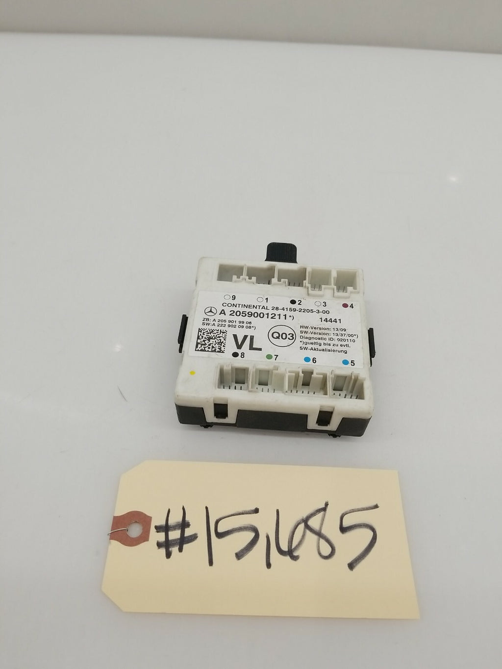 2015- 2020 Mercedes W205 C300 Front Left Driver Door Control Module A2059001211