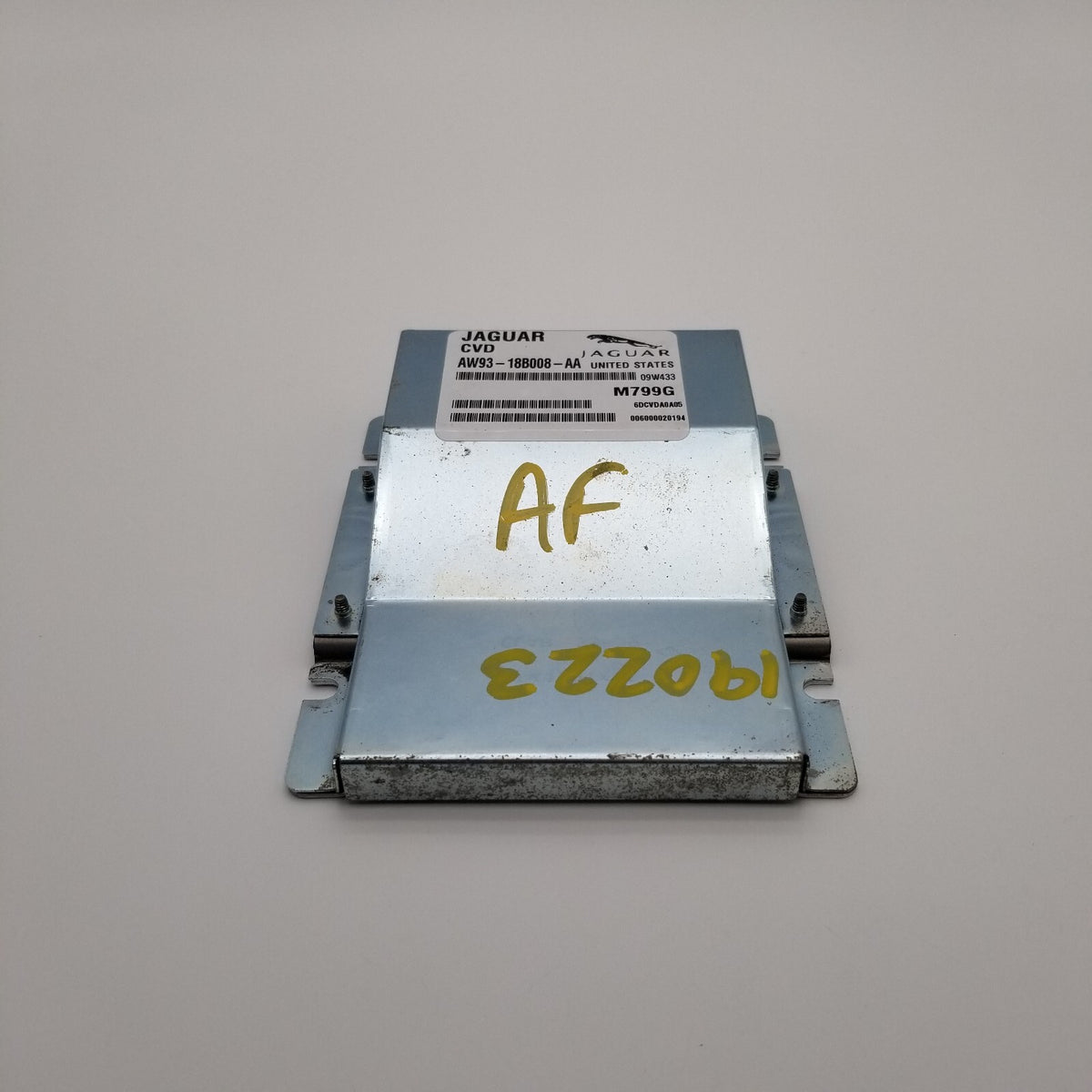2010- 2012 Jaguar XJL X351 Air Suspension Damping Control Module AW9318B008AA