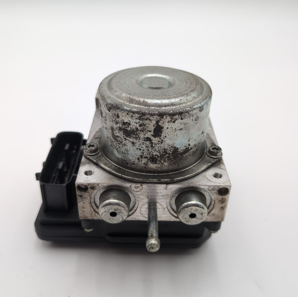 2011- 2014 Nissan Juke 1.6L ABS Anti Lock Brake Pump Control Unit 476601KC3B
