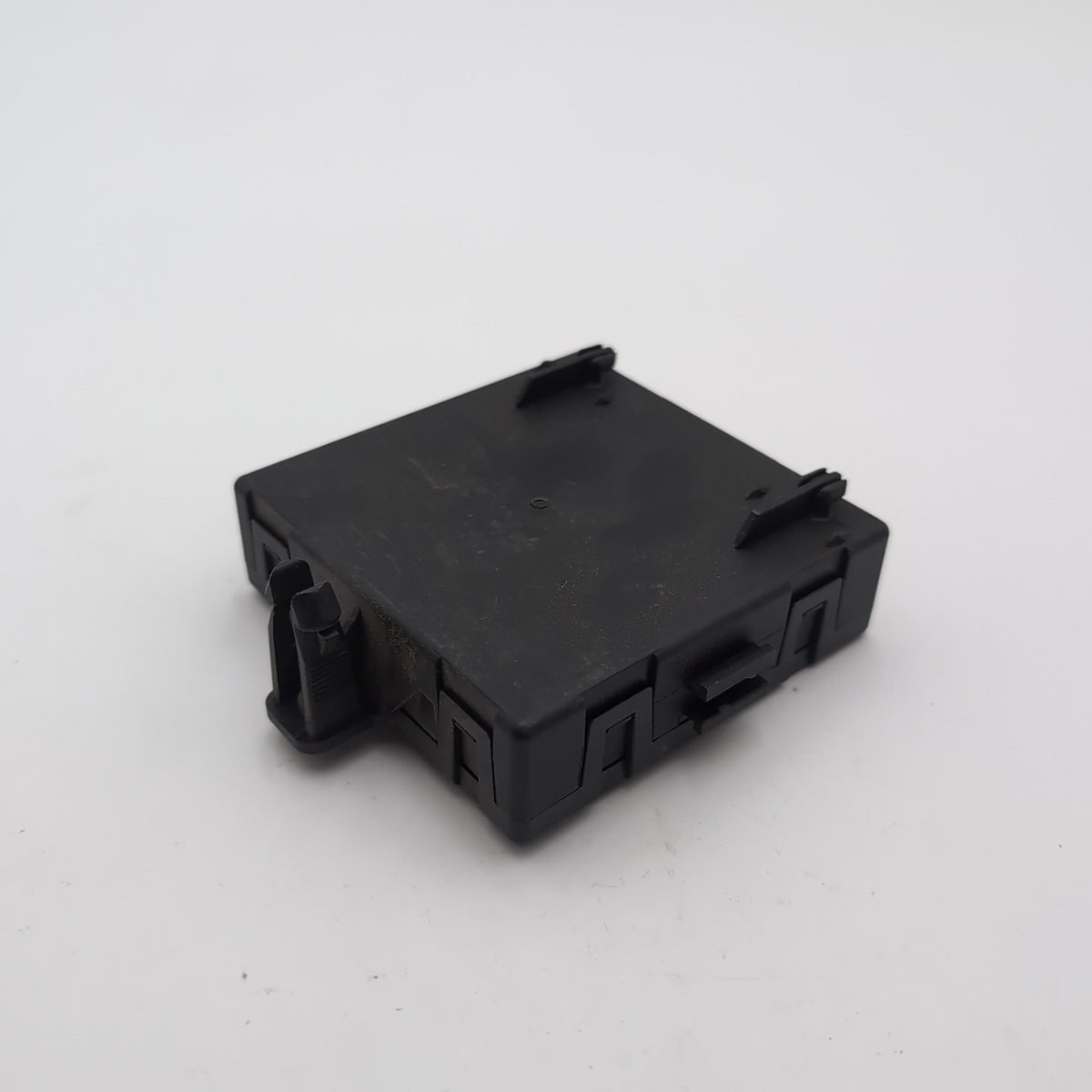 2008- 2018 Mercedes W218 W212 W204 CLS C E Class Front Left Door Control Module