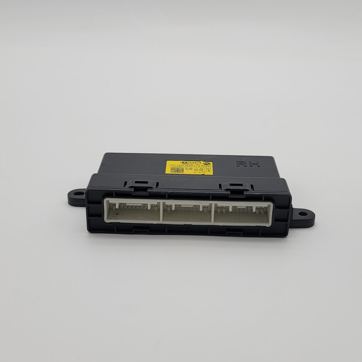 2023 2024 Hyundai Ioniq 6 Side Body Control Module OEM 95400-KL100
