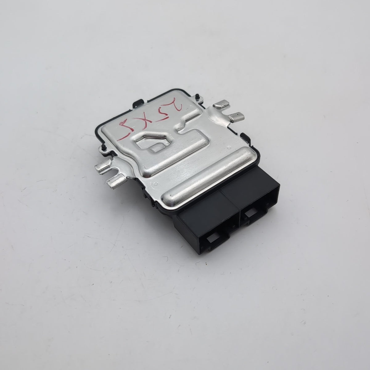 2024 - 2026 BMW 2 5 7 G60 G70 F74 X1 X2 X3 X5 X6 X7 Fuel Pump Control Module