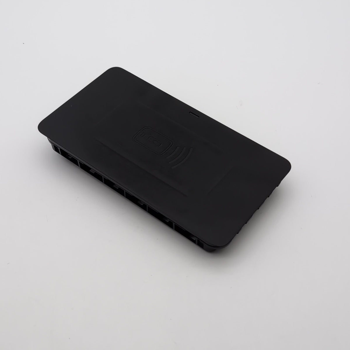 2019 - 2026 BMW G20 G26 G42 X5 X6 X7 Z4 Wireless Phone Charging Pad Tray 5B41FD5