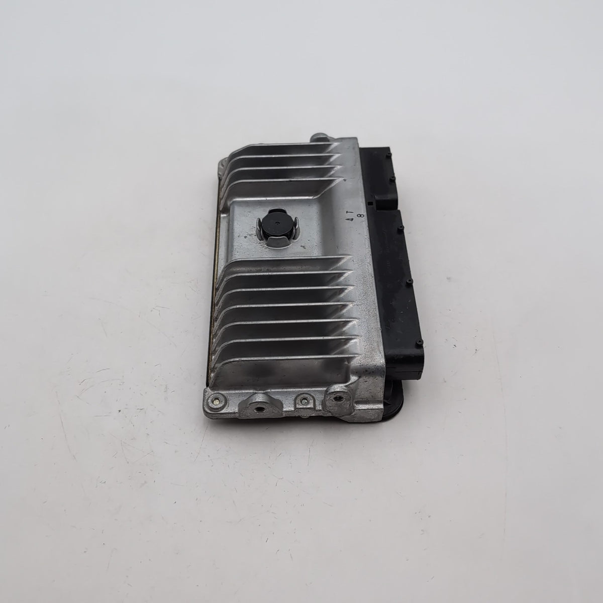 2016 2017 Toyota Prius Engine Computer Control Module ECM OEM 89661-47650