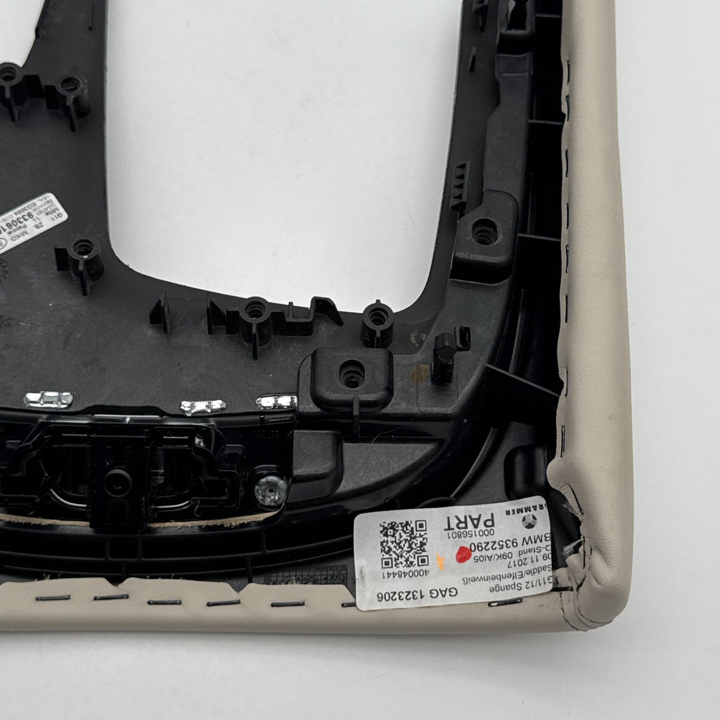 2016 - 2019 BMW 740i 750i G11 G12 Front Center Console Leather Trim 9352290