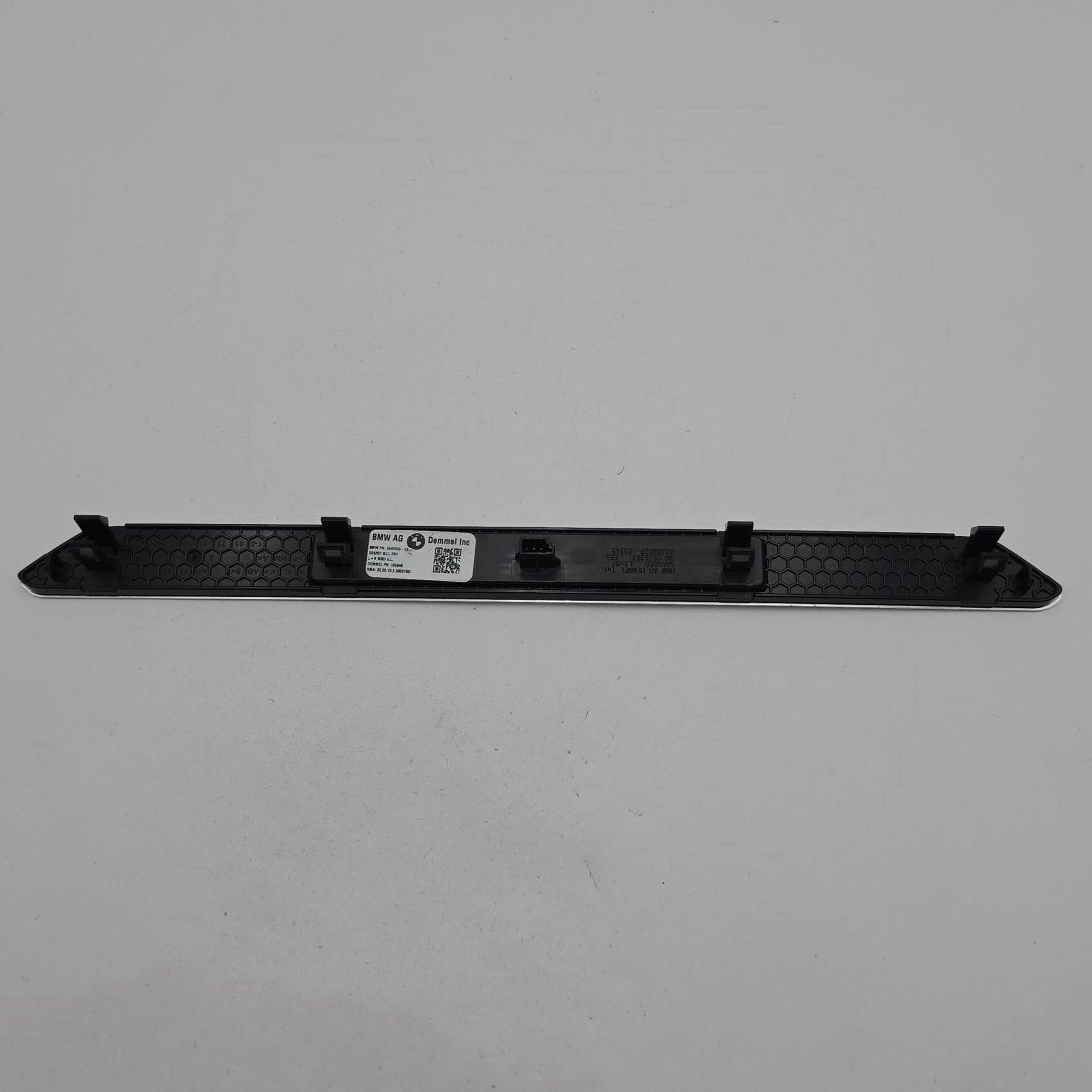 2025 2026 BMW X7 M60i Front Rear Door Sill Scuff Plate 5A60665 8072244 8072243