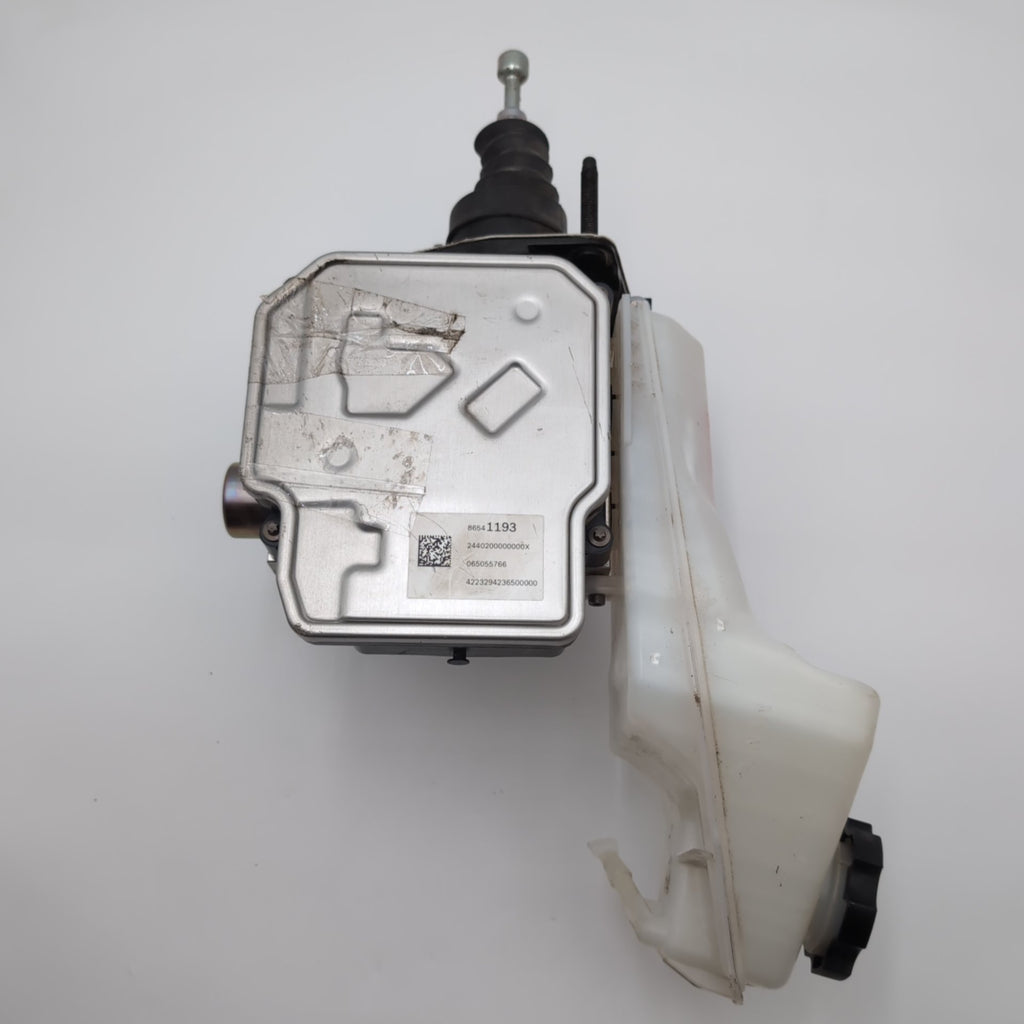 2024 Cadillac CT4 ABS Master Cylinder Brake Booster 86541193