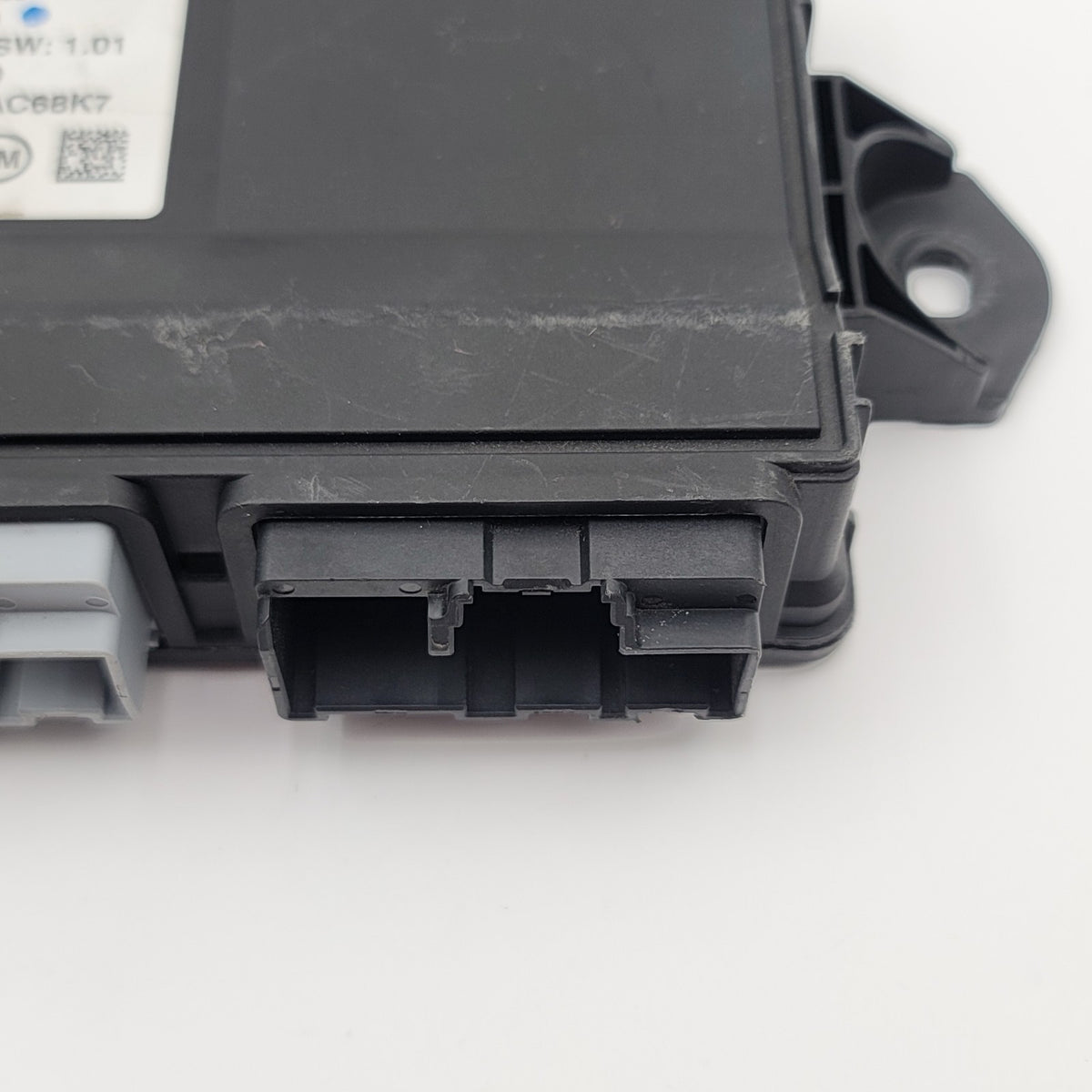 2019- 2020 HYUNDAI SANTA FE TAILGATE LIFTGATE POWER COMPUTER CONTROL MODULE OEM