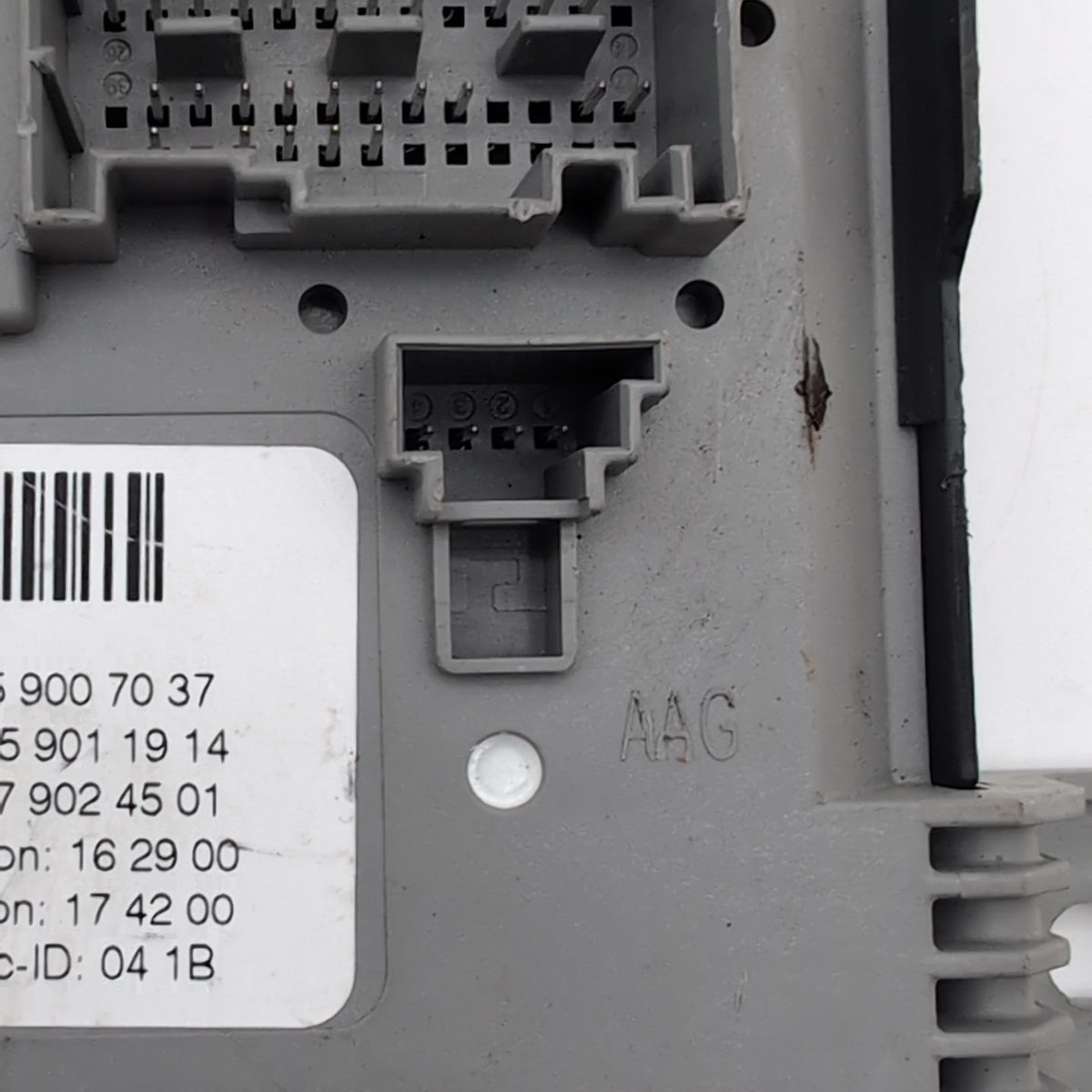 2019 2020 2021 MERCEDES C300 W205 REAR TRUNK SAM CONTROL MODULE UNIT A2059007037