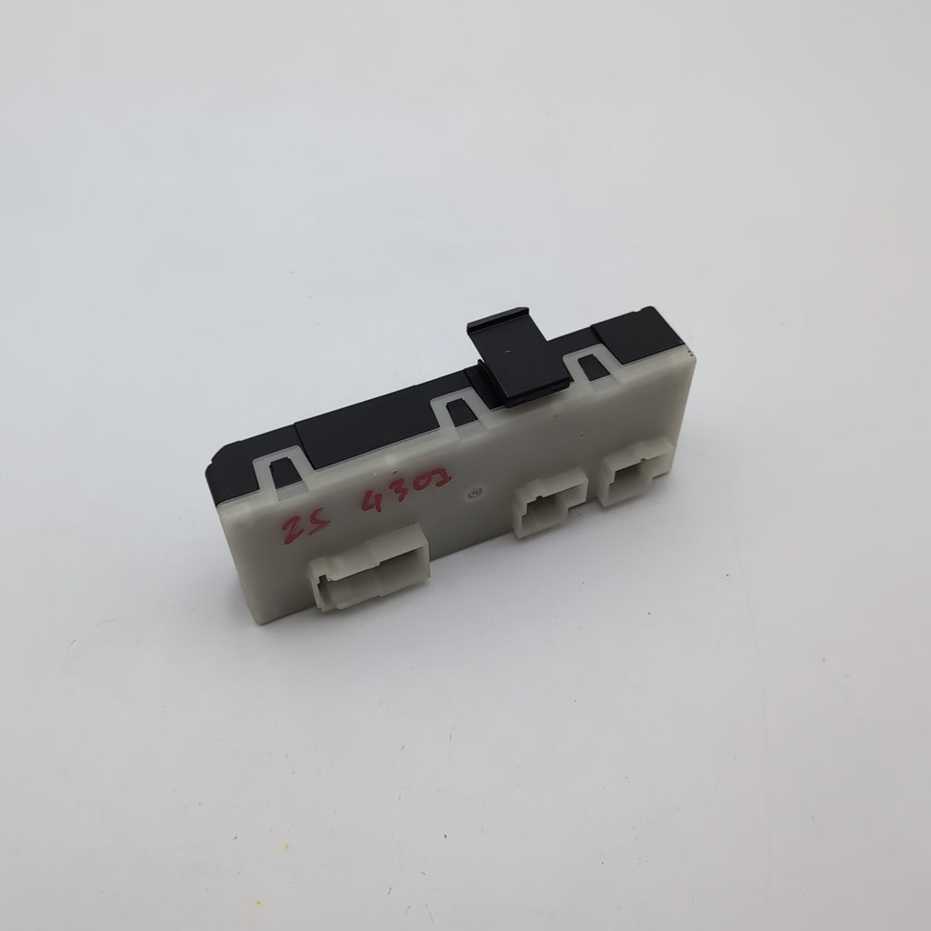 2021 - 2026 BMW G20 G30 M3 X3 X6 X6M Rear Liftgate Trunk Lid Control Module
