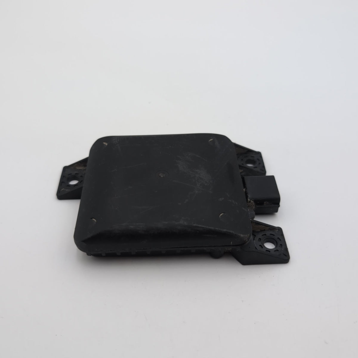 2021 - 2024 Kia Forte LH Master Rear Left Blind Spot Radar Sensor 99140-M6600