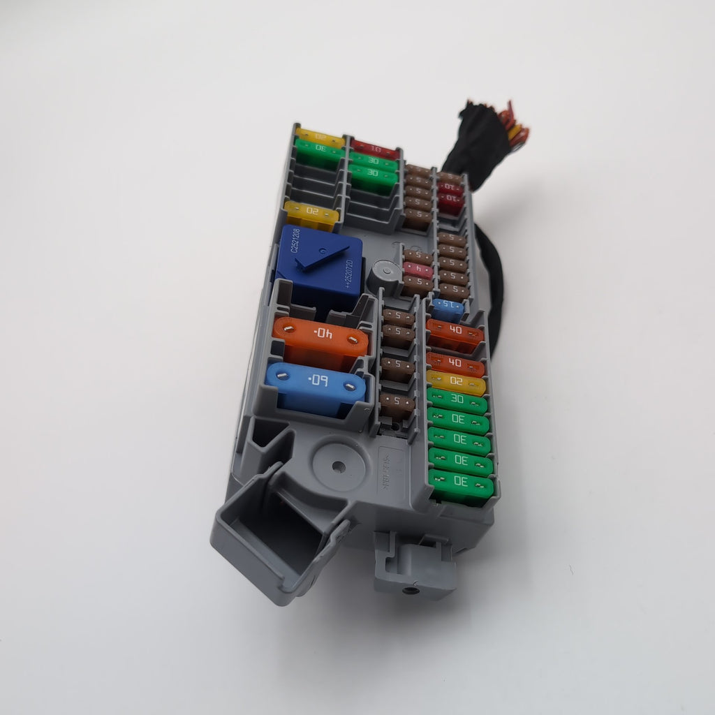 2019 - 2026 BMW X5 X6 X7 XM G20 G26 G42 G87 M3 Front Power Distribution Fuse Box