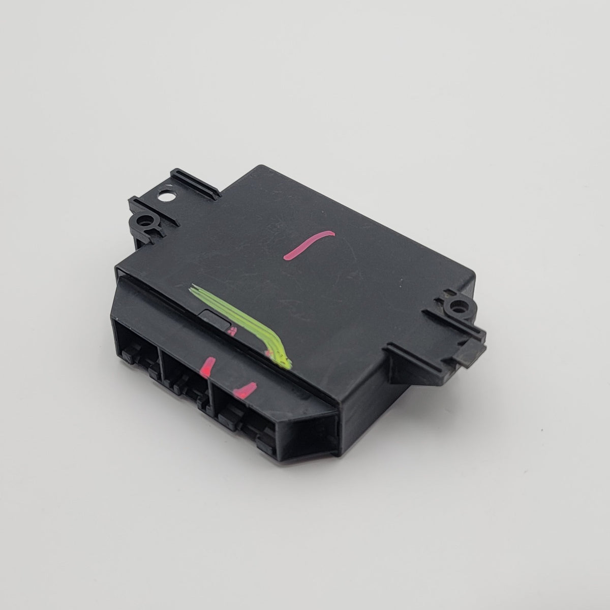 2003- 2012 Maserati Quattroporte PDC Park Assist Sensor Control Module 203963