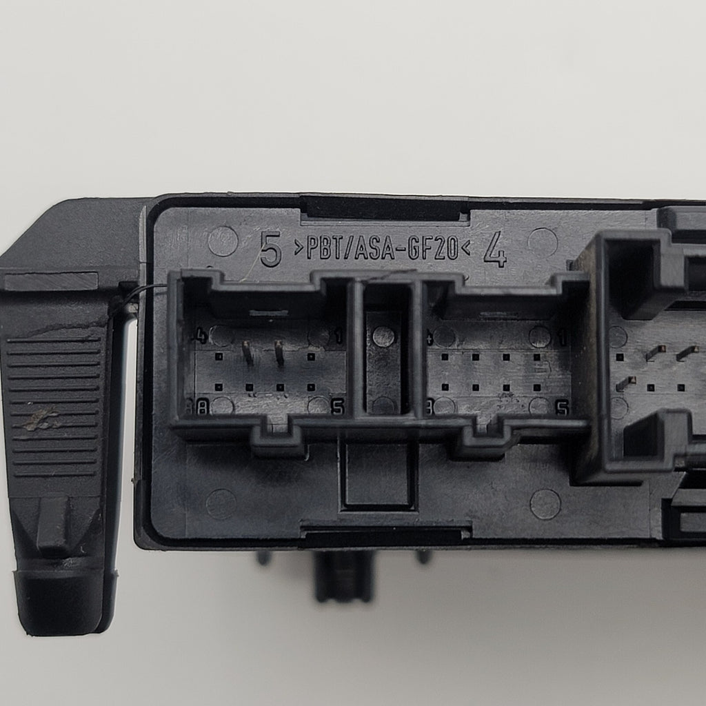 2001- 2007 For Mercedes W203 C280 C320 Rear Right Passenger Door Control Unit