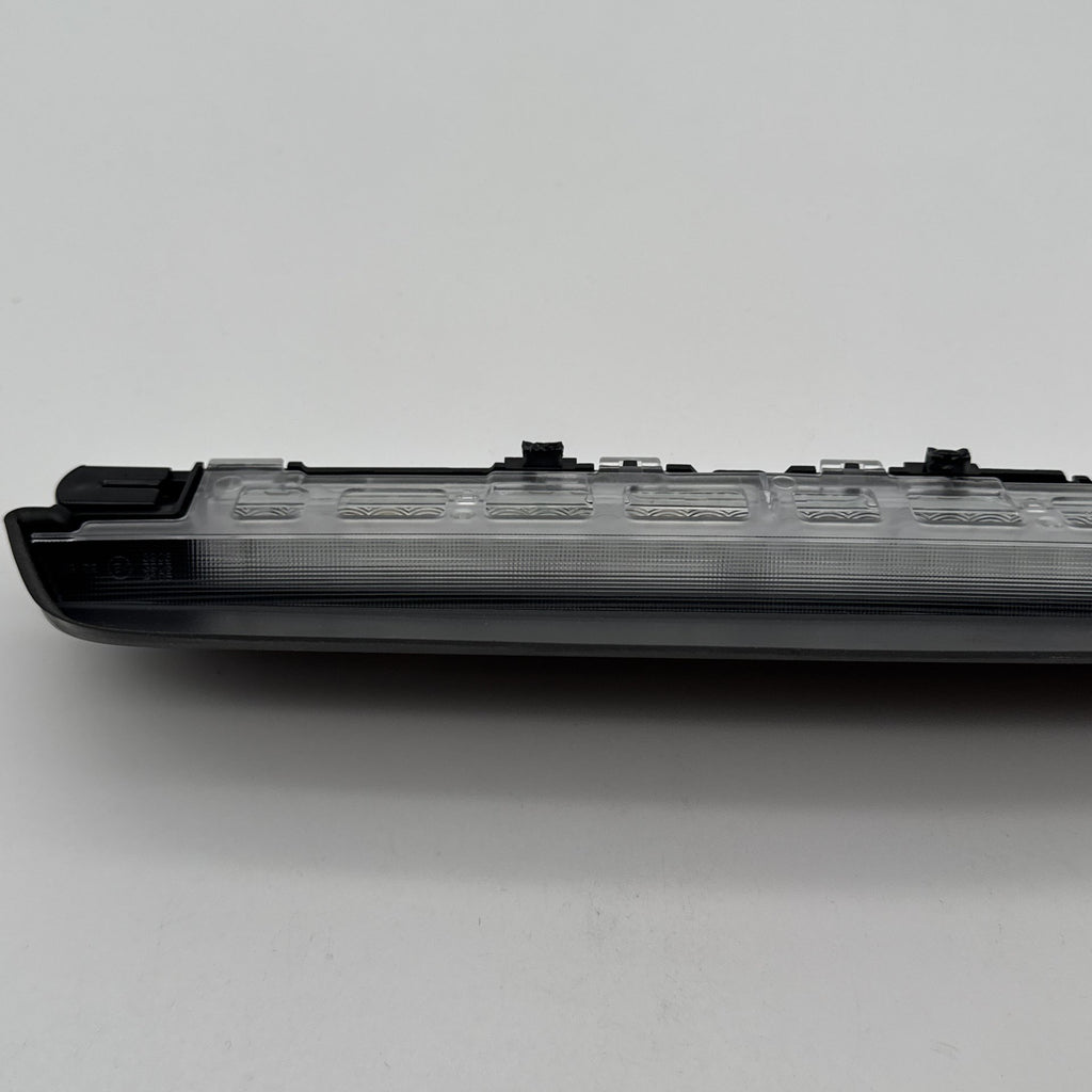 2016 - 2022 BMW 740i 750i G11 G12 Rear Center Third 3rd Brake Light 7342972